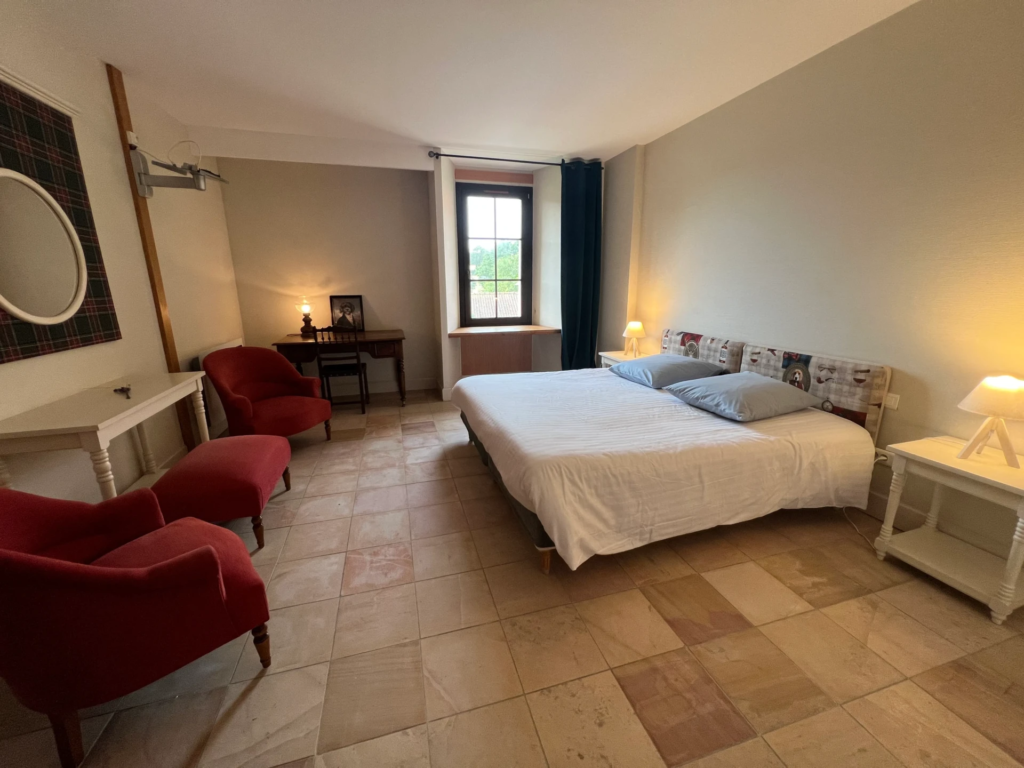 Chambre double tout confort à l'hôtel de La Grange aux Belles